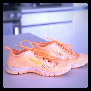 Nike Free Run Women’s Sneaker